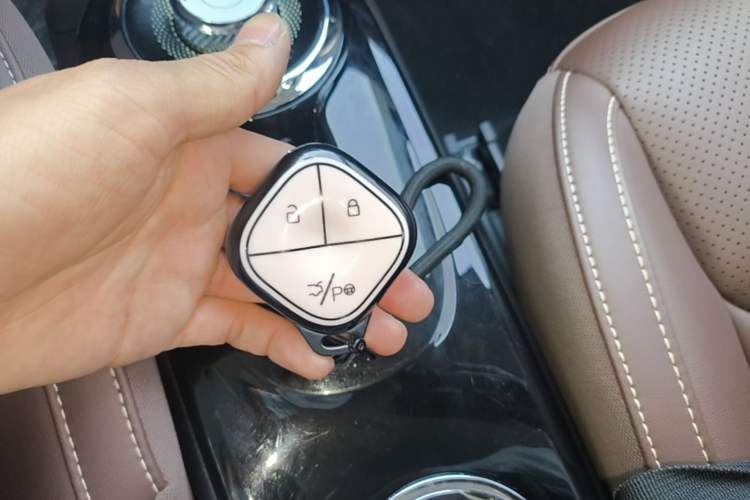 Used Wuling Bingo 2023 333 km Lingxi Connected+ Version Interior 1