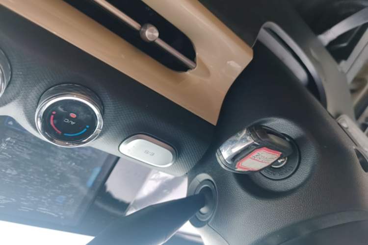 Used Wuling Bingo 2023 333 km Fast-Share Version Interior 1