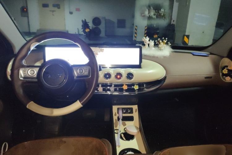 Used Wuling Bingo 2023 333 km Lingxi Connected+ Version Interior 2