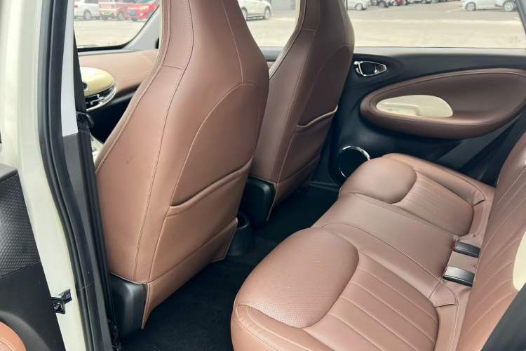 Used Wuling Bingo 2023 333 km Lingxi Connected+ Version Interior 2
