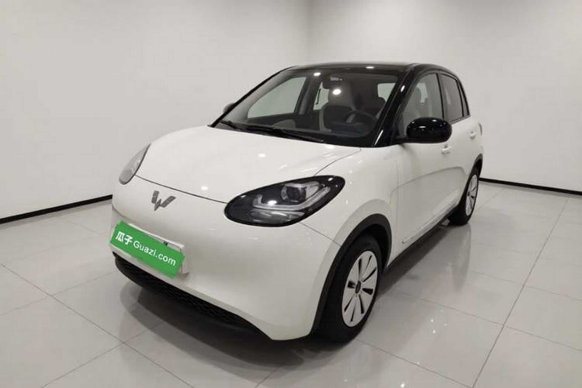 Used Wuling Bingo 2023 203km Light Edition Interior 2