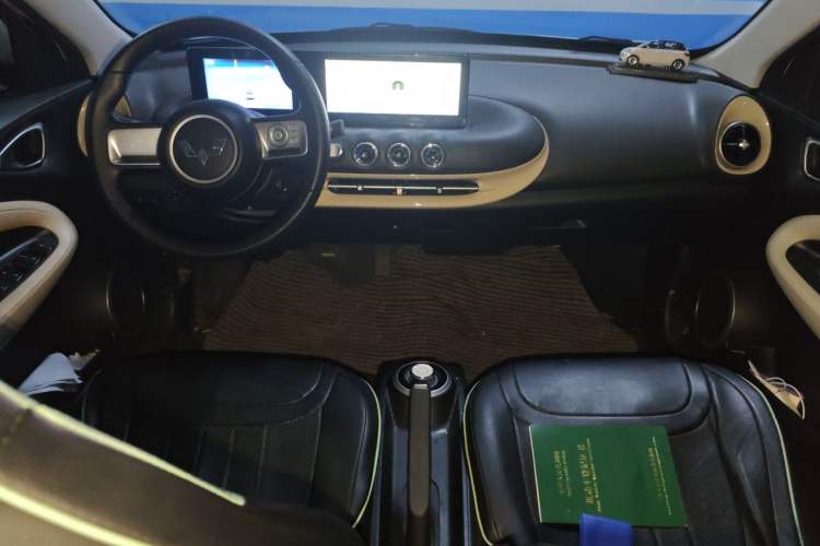 Used Wuling Bingo 2023 333 km Fast-Share Version Interior 2