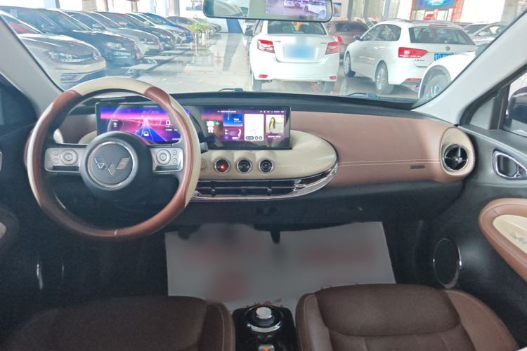 Used Wuling Bingo 2023 333 km Lingxi Connected+ Version Interior 3