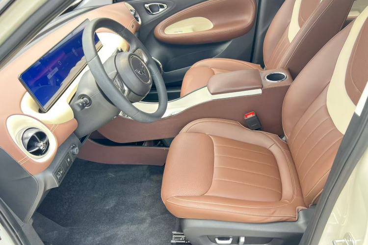 Used Wuling Bingo 2023 333 km Lingxi Connected+ Version Interior 3