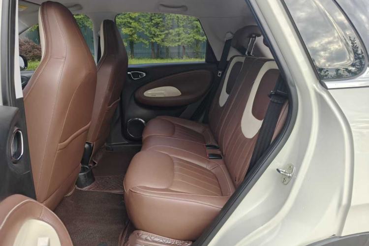 Used Wuling Bingo 2023 203km Comfort Edition Interior 3