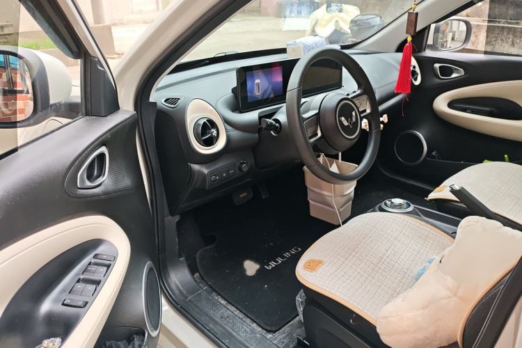 Used Wuling Bingo 2023 333 km Fast-Share Version Interior 3