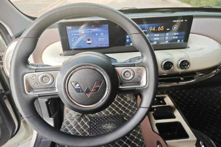 Used Wuling Bingo 2023 333km Enjoy+ Version Interior 3