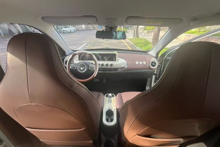 Used Wuling Bingo 2023 333 km Lingxi Connected+ Version Interior 3