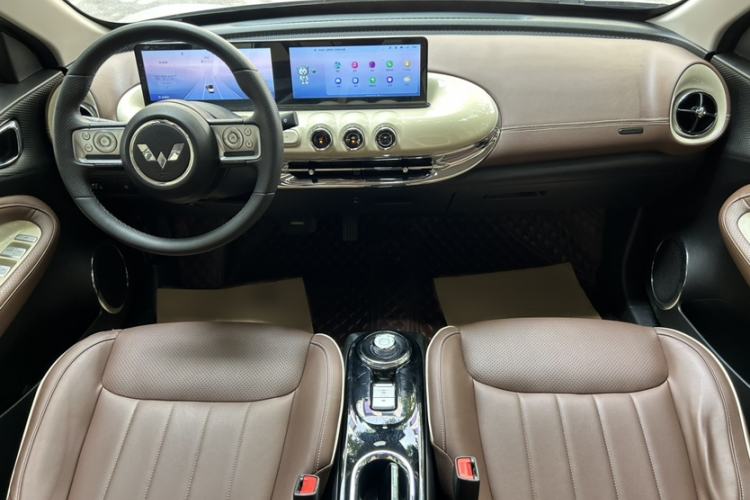 Used Wuling Bingo 2023 333 km Lingxi Connected Version Interior 3