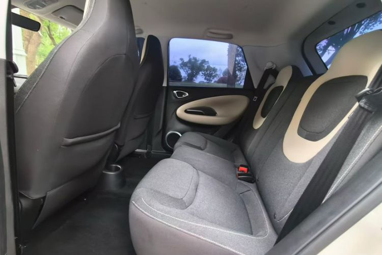 Used Wuling Bingo 2023 203km Light Edition Interior 4