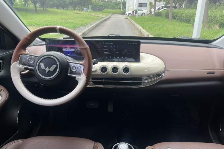Used Wuling Bingo 2023 410 km Lingxi Deluxe Edition Interior 5