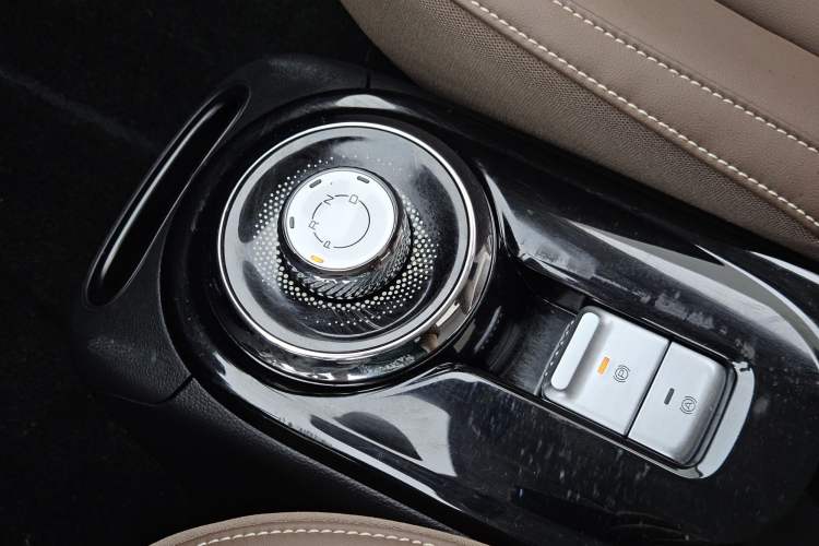 Used Wuling Bingo 2023 410 km Lingxi Deluxe Edition Interior 5