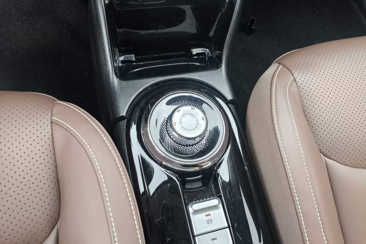 Used Wuling Bingo 2023 333 km Lingxi Connected Version Interior 6
