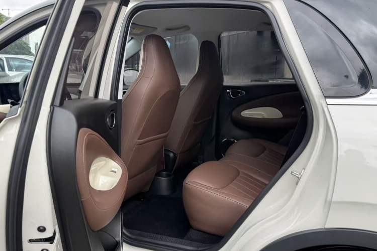 Used Wuling Bingo 2023 333 km Enjoyment Version Interior 7