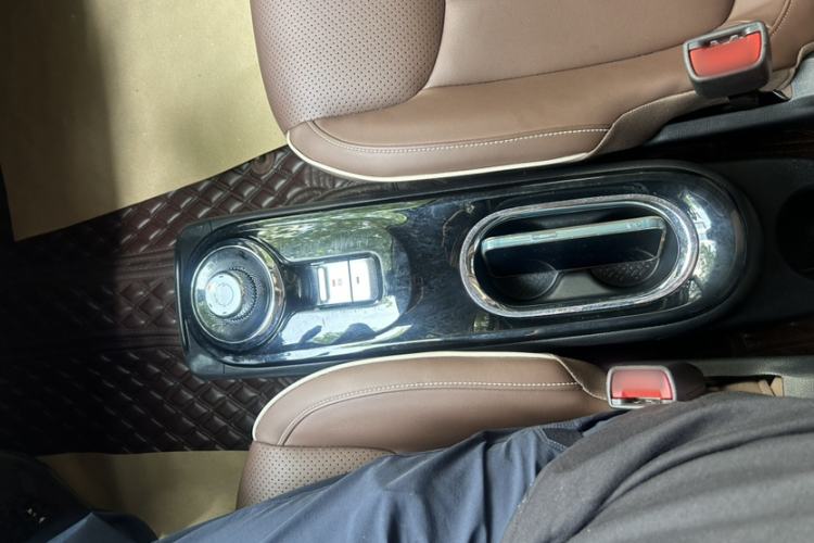 Used Wuling Bingo 2023 333 km Lingxi Connected Version Interior 7
