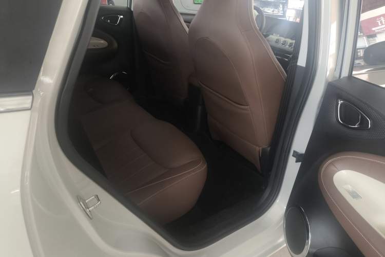 Used Wuling Bingo 2023 333 km Lingxi Connected Version Interior 8