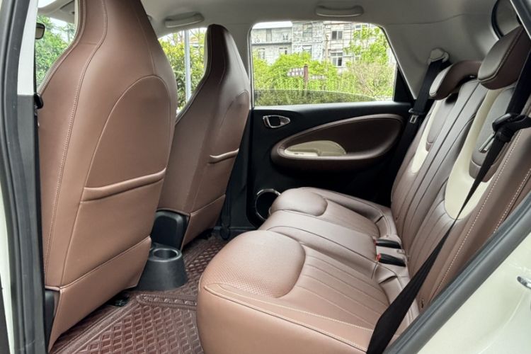 Used Wuling Bingo 2023 333 km Lingxi Connected+ Version Interior 8