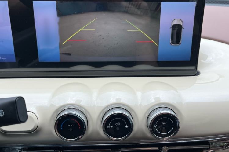 Used Wuling Bingo 2023 333 km Lingxi Connected Version Interior 8