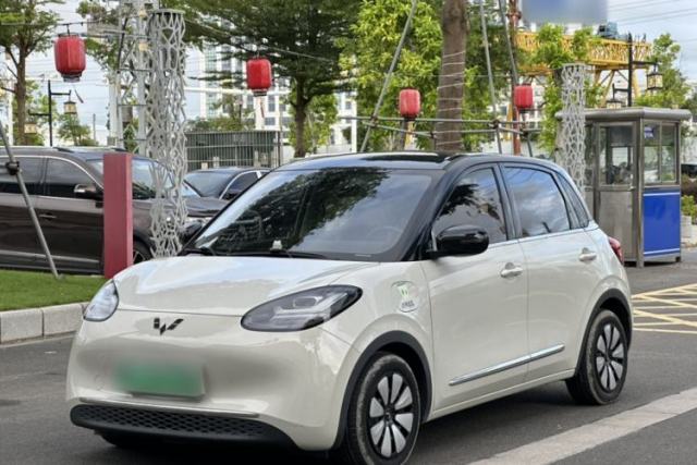 Used Wuling Bingo 2023 333 km Lingxi Connected Version