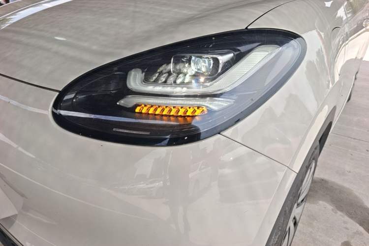 Used Wuling Bingo 2023 410 km Lingxi Deluxe Edition Left Front Headlight