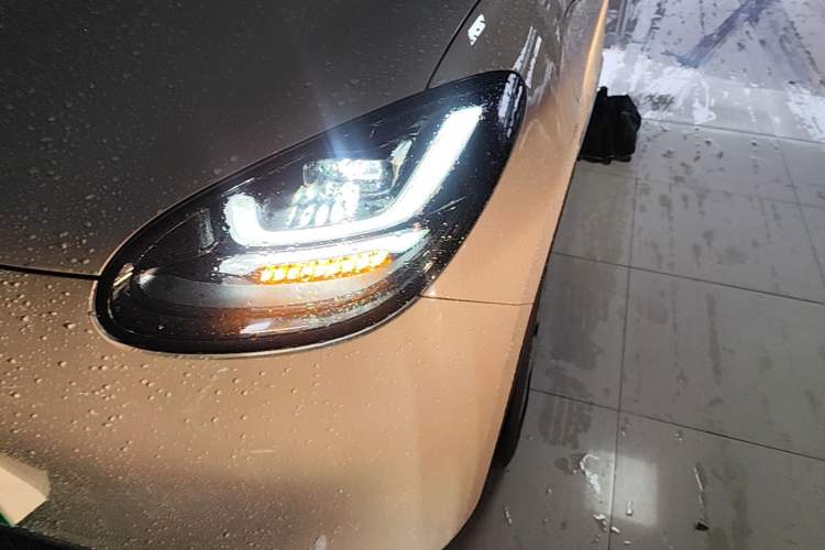 Used Wuling Bingo 2023 333 km Lingxi Connected+ Version Left Front Headlight