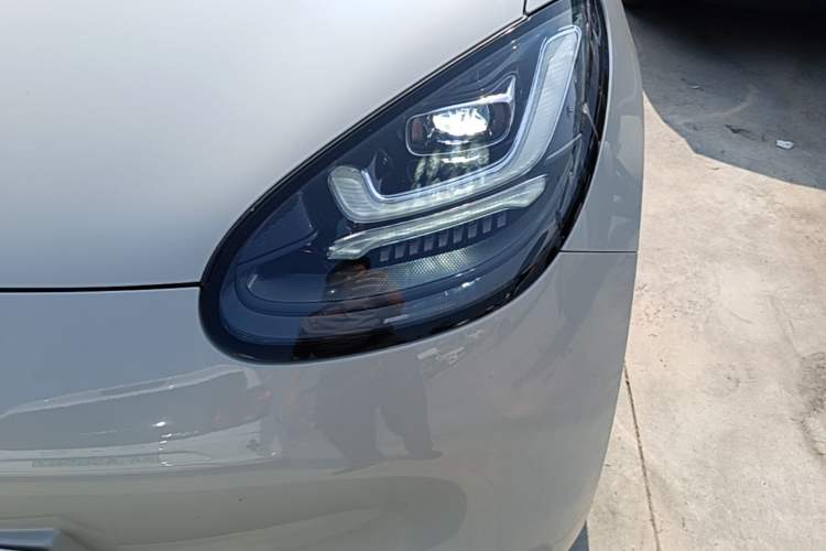 Used Wuling Bingo 2023 203km Comfort Edition Left Front Headlight