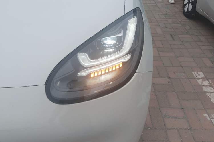 Used Wuling Bingo 2023 333 km Lingxi Connected+ Version Left Front Headlight
