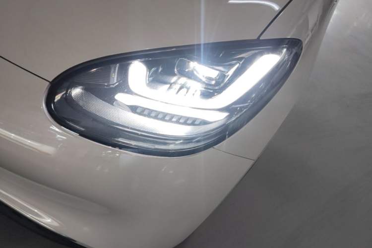 Used Wuling Bingo 2023 333 km Enjoyment Version Left Front Headlight