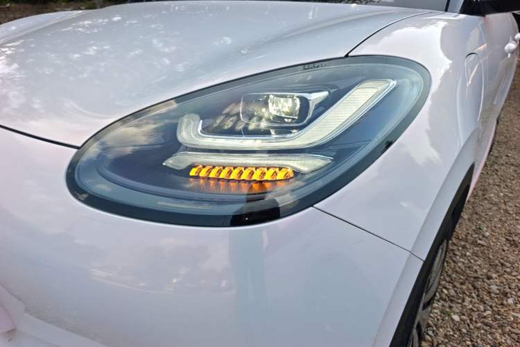 Used Wuling Bingo 2023 333 km Fast-Share Version Left Front Headlight