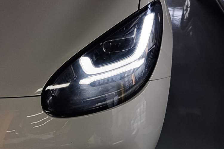 Used Wuling Bingo 2023 333 km Lingxi Connected+ Version Left Front Headlight
