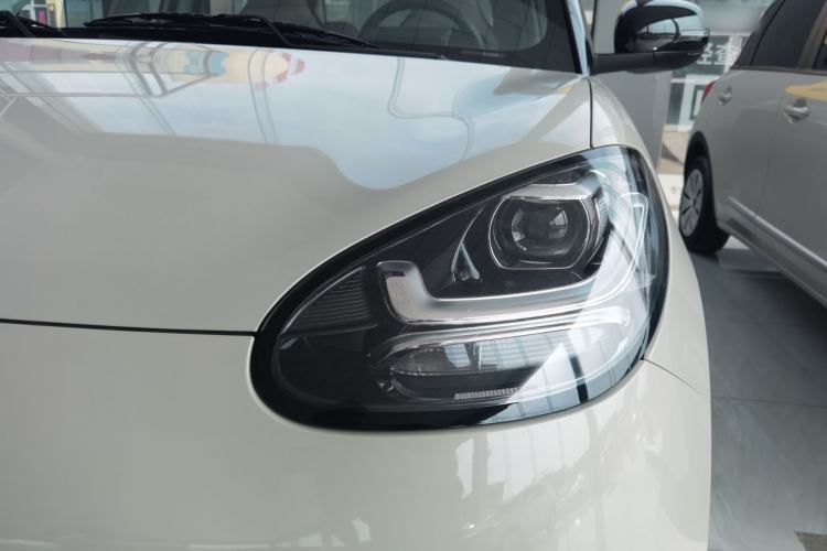 Used Wuling Bingo 2023 203km Light Edition Left Front Headlight