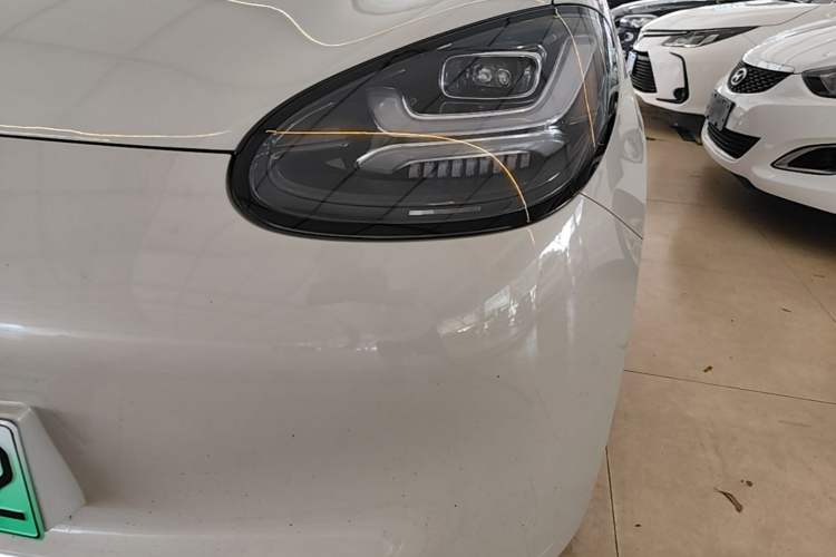 Used Wuling Bingo 2023 333 km Lingxi Connected Version Left Front Headlight