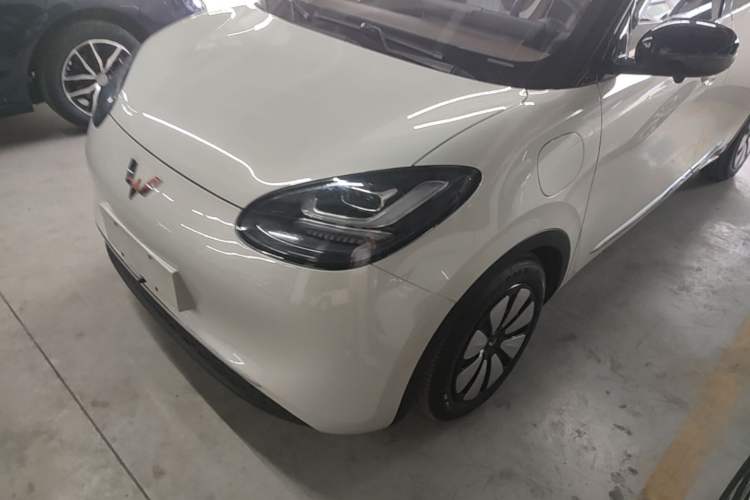 Used Wuling Bingo 2023 333 km Lingxi Connected Version Left Front Headlight
