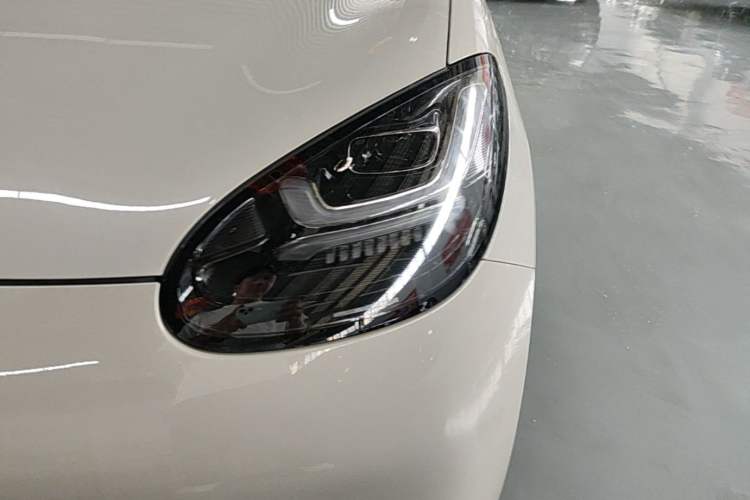 Used Wuling Bingo 2023 333km Enjoy+ Version Left Front Headlight
