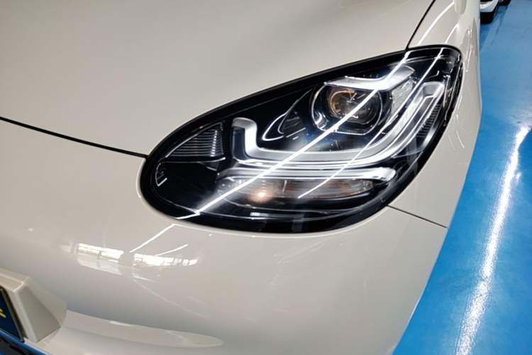 Used Wuling Bingo 2023 333 km Fast-Share Version Left Front Headlight
