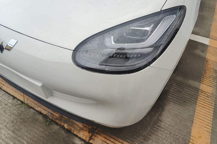 Used Wuling Bingo 2023 333 km Lingxi Connected Version Left Front Headlight