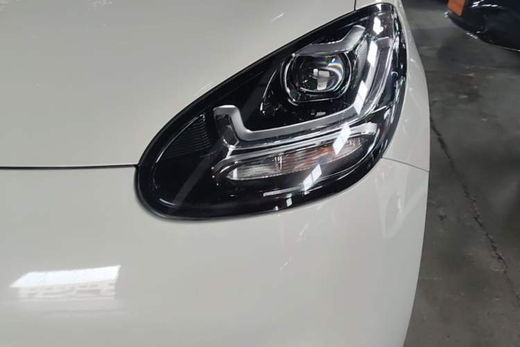 Used Wuling Bingo 2023 203km Light Edition Left Front Headlight