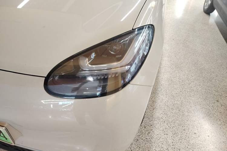 Used Wuling Bingo 2023 410 km Lingxi Deluxe Edition Left Front Headlight