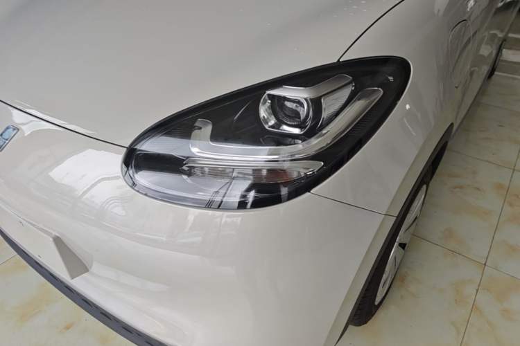 Used Wuling Bingo 2023 333 km Fast-Share Version Left Front Headlight