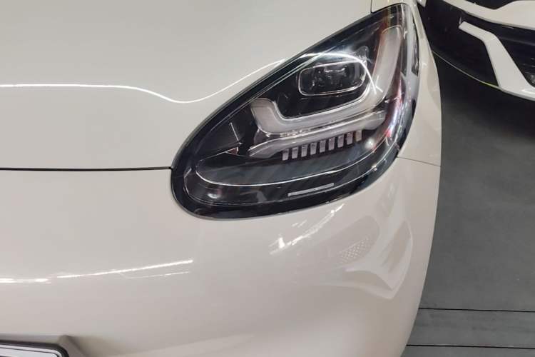 Used Wuling Bingo 2023 203km Comfort Edition Left Front Headlight