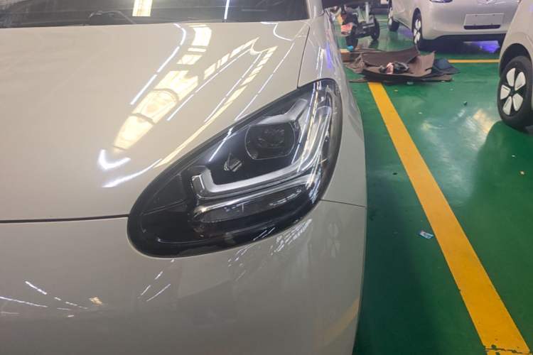 Used Wuling Bingo 2023 333 km Fast-Share Version Left Front Headlight