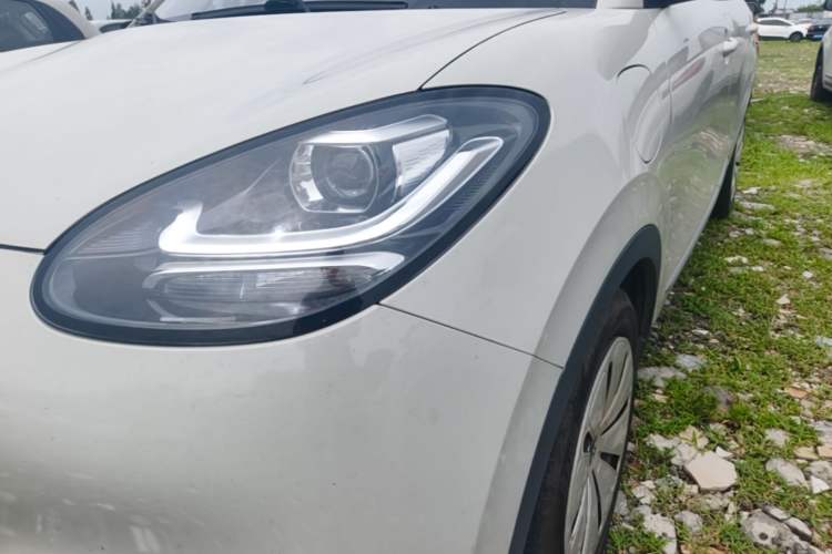 Used Wuling Bingo 2023 333 km Fast-Share Version Left Front Headlight