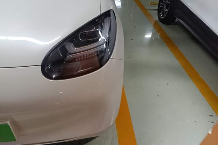 Used Wuling Bingo 2023 203km Comfort Edition Left Front Headlight