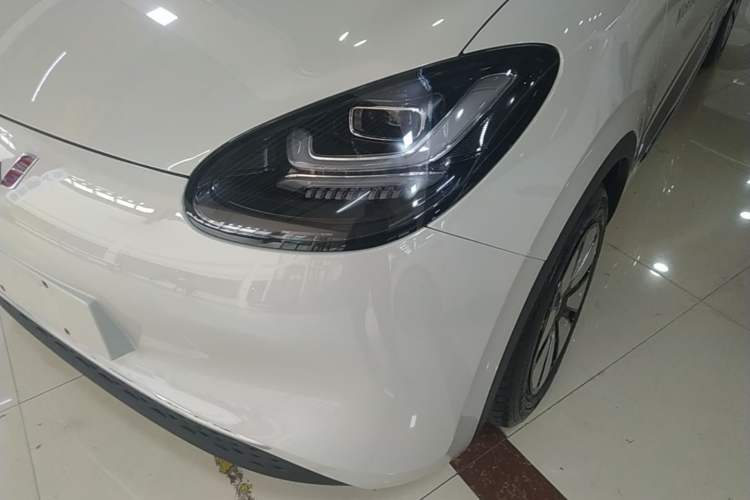 Used Wuling Bingo 2023 203km Comfort Edition Left Front Headlight