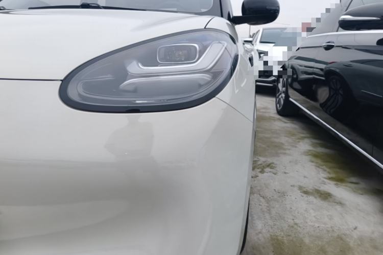 Used Wuling Bingo 2023 333 km Lingxi Connected Version Left Front Headlight