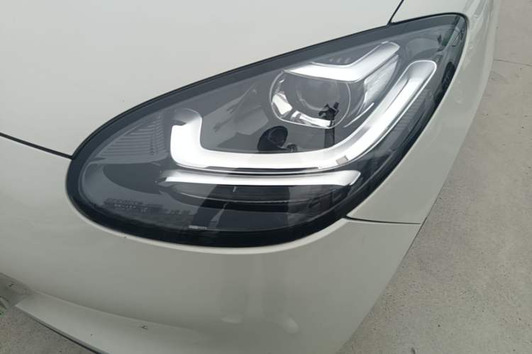 Used Wuling Bingo 2023 333 km Fast-Share Version Left Front Headlight
