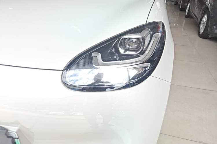 Used Wuling Bingo 2023 203km Light Edition Left Front Headlight