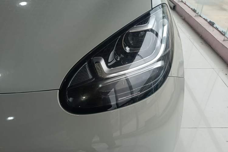 Used Wuling Bingo 2023 333 km Fast-Share Version Left Front Headlight