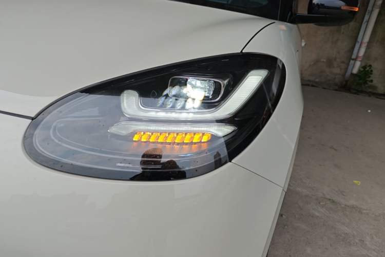 Used Wuling Bingo 2023 333km Enjoy+ Version Left Front Headlight