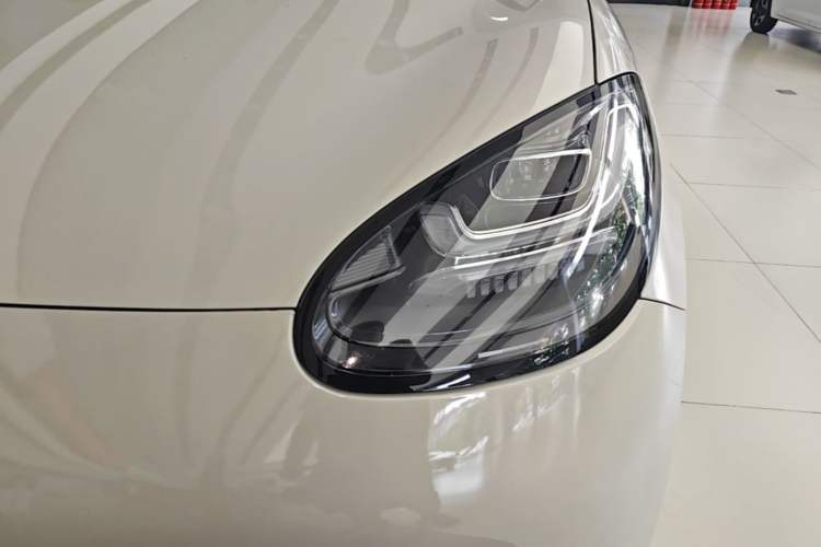Used Wuling Bingo 2023 203km Comfort Edition Left Front Headlight